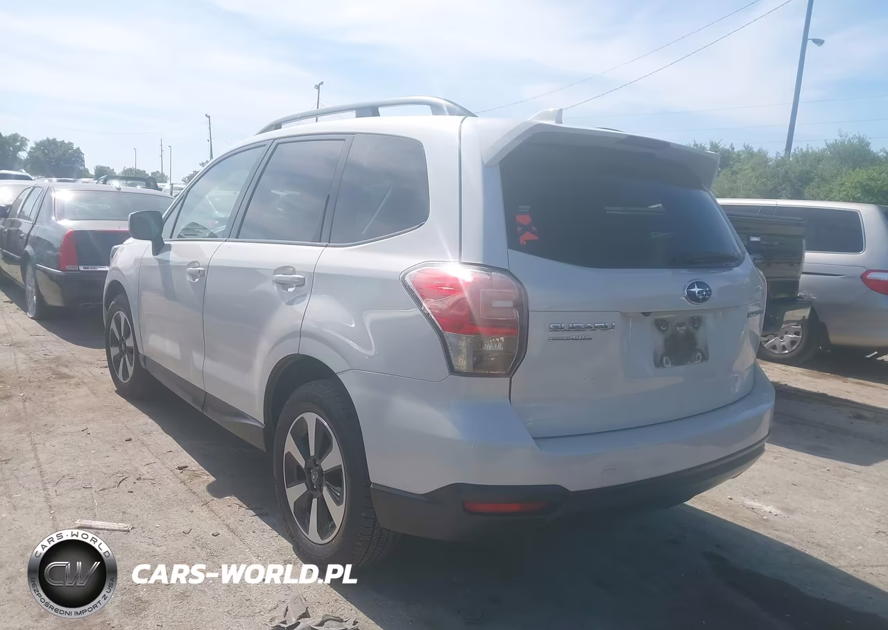 2018 Subaru Forester 2.5I Premium VIN:JF2SJAEC3JH534693 - 3