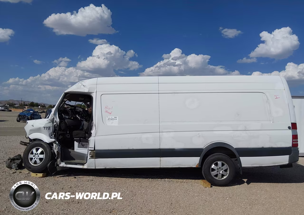 2016 Mercedes-Benz Sprinter 2500 High Roof VIN:WD3PE8DD0GP208631 - 13