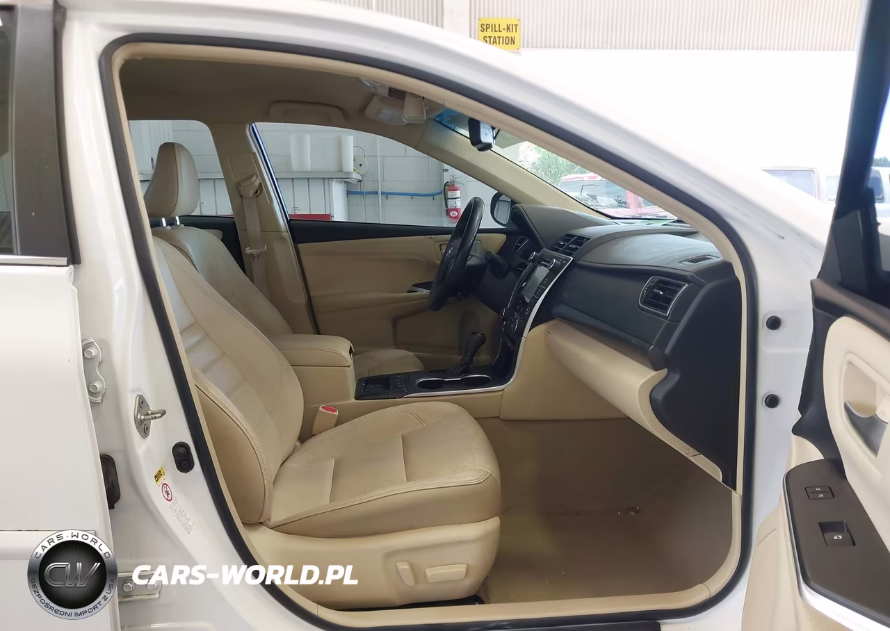 2017 Toyota Camry Hybrid Xle VIN:4T1BD1FKXHU216384 - 5