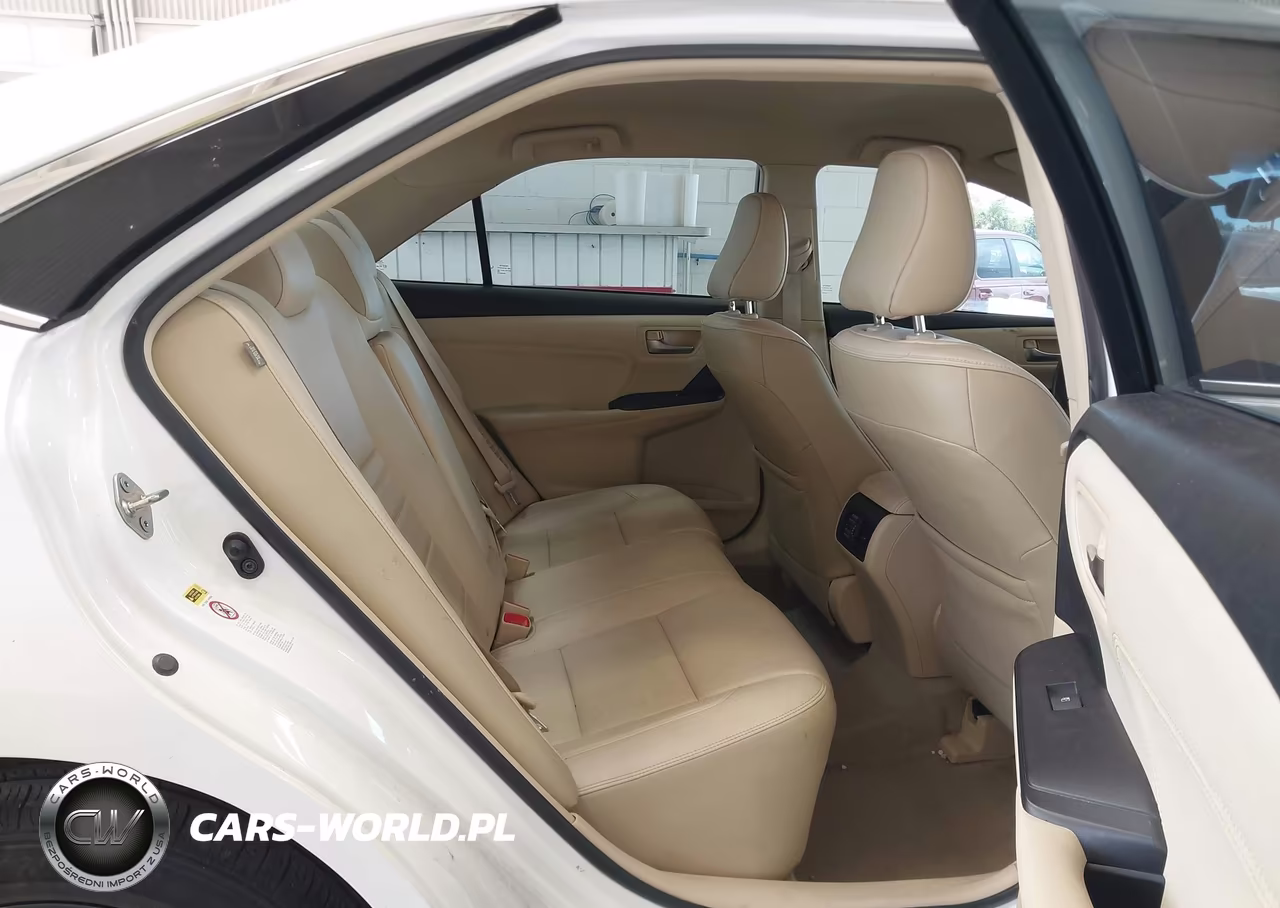 2017 Toyota Camry Hybrid Xle VIN:4T1BD1FKXHU216384 - 8