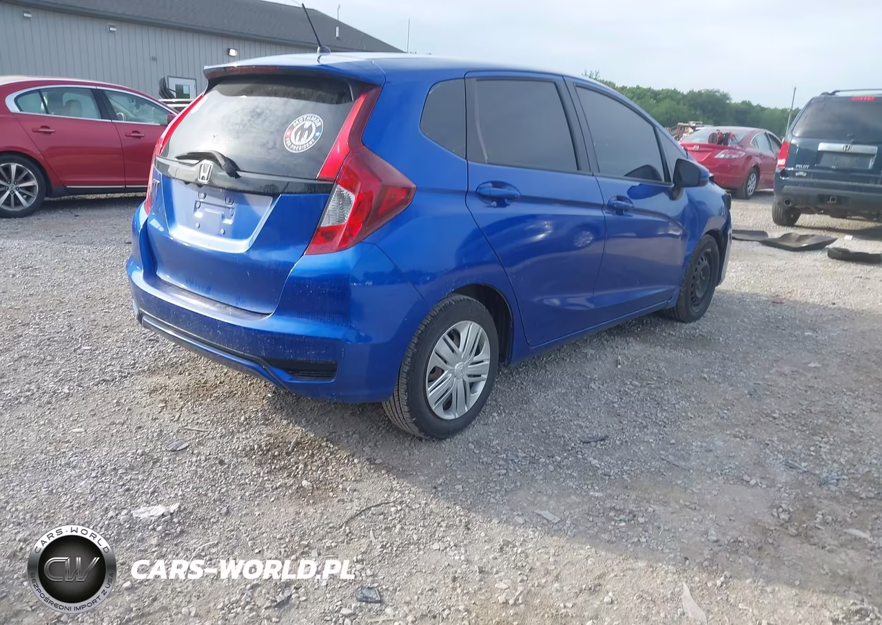 2019 Honda Fit Lx VIN:3HGGK5H49KM731007 - 4