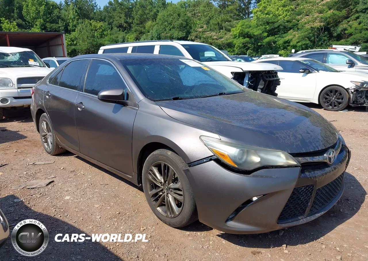 2015 Toyota Camry Se – zdjęcie 1 z 15