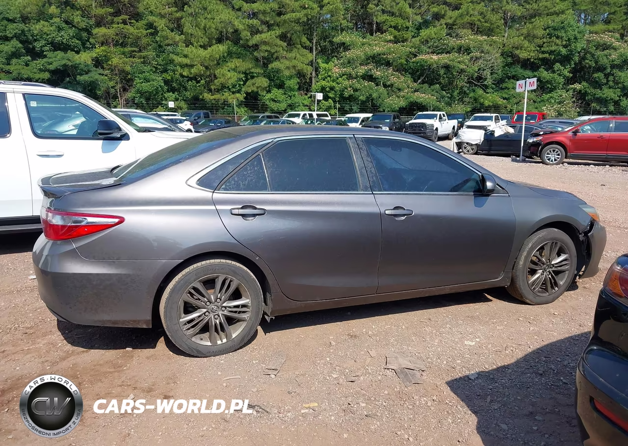 2015 Toyota Camry Se VIN:4T1BF1FK2FU100863 - 12