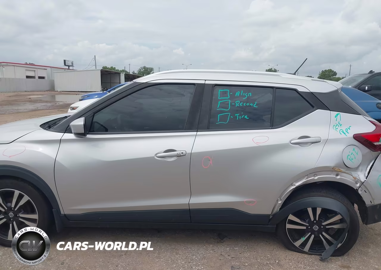 2018 Nissan Kicks Sv VIN:3N1CP5CU7JL530512 - 14