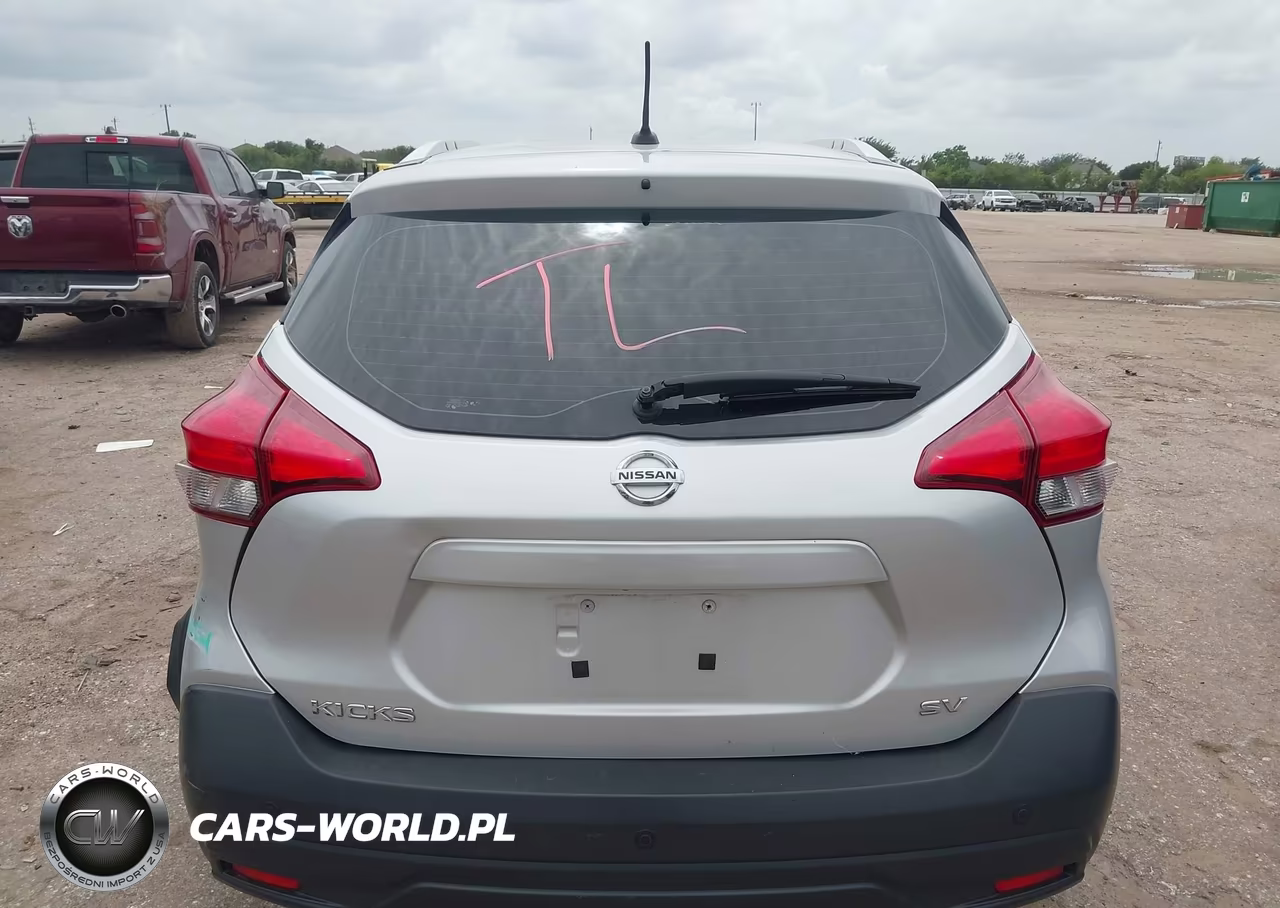 2018 Nissan Kicks Sv VIN:3N1CP5CU7JL530512 - 16