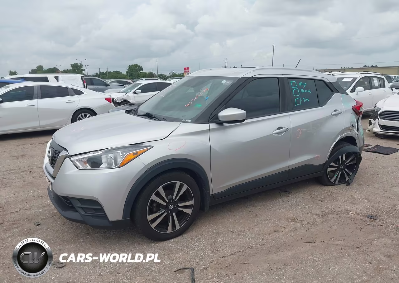 2018 Nissan Kicks Sv VIN:3N1CP5CU7JL530512 - 2