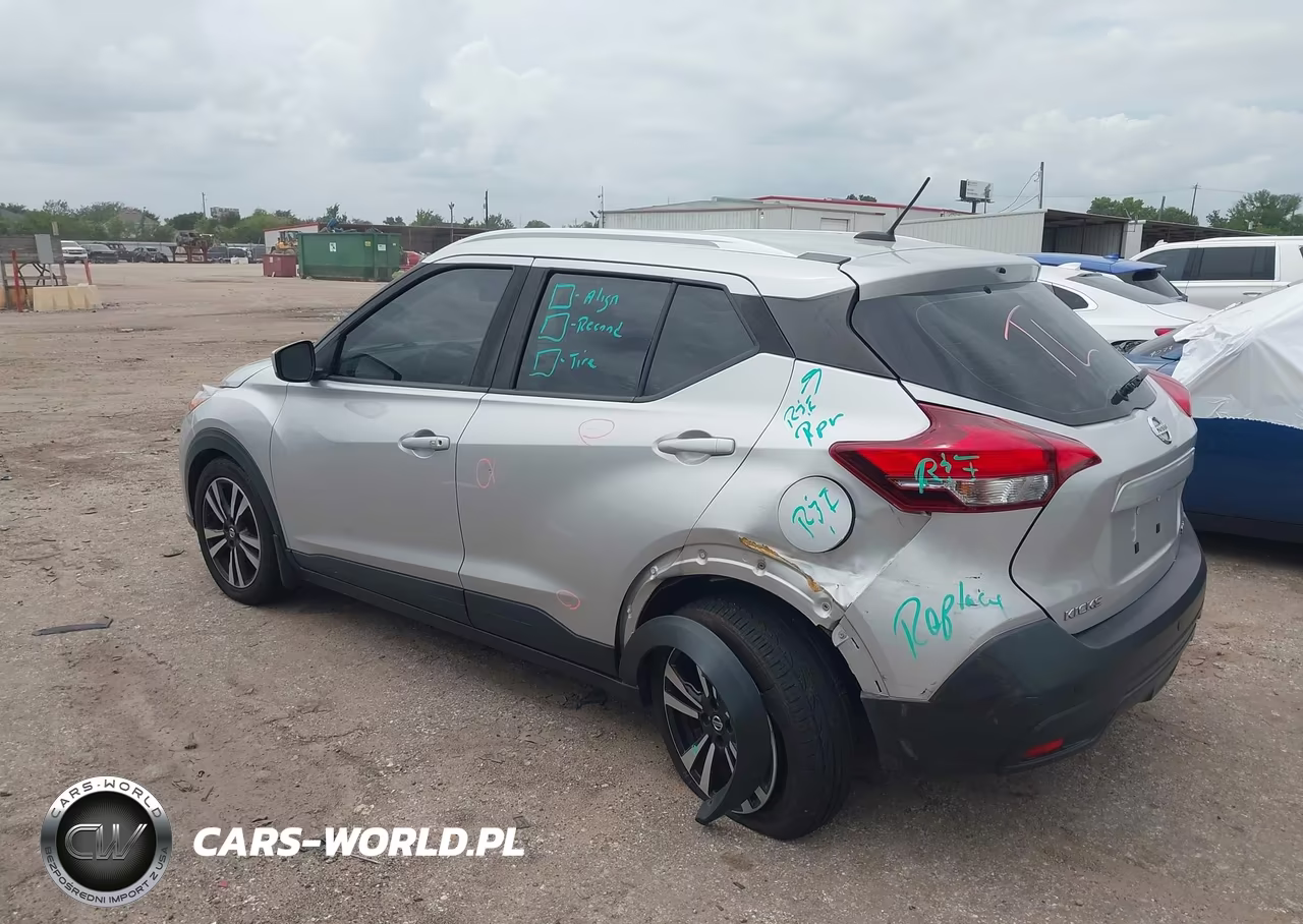 2018 Nissan Kicks Sv VIN:3N1CP5CU7JL530512 - 3