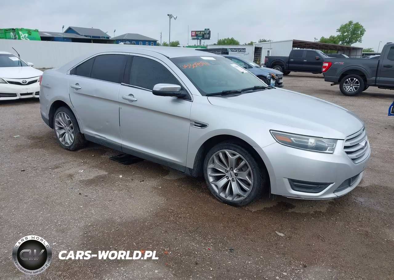2015 Ford Taurus Limited – zdjęcie 1 z 17