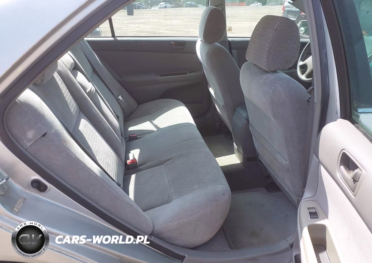 2003 Toyota Camry Le VIN:4T1BE32K53U648615 - 8