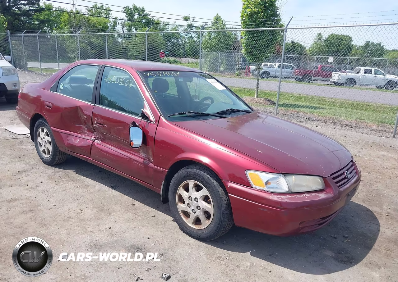 1999 Toyota Camry Le V6 – zdjęcie 1 z 16