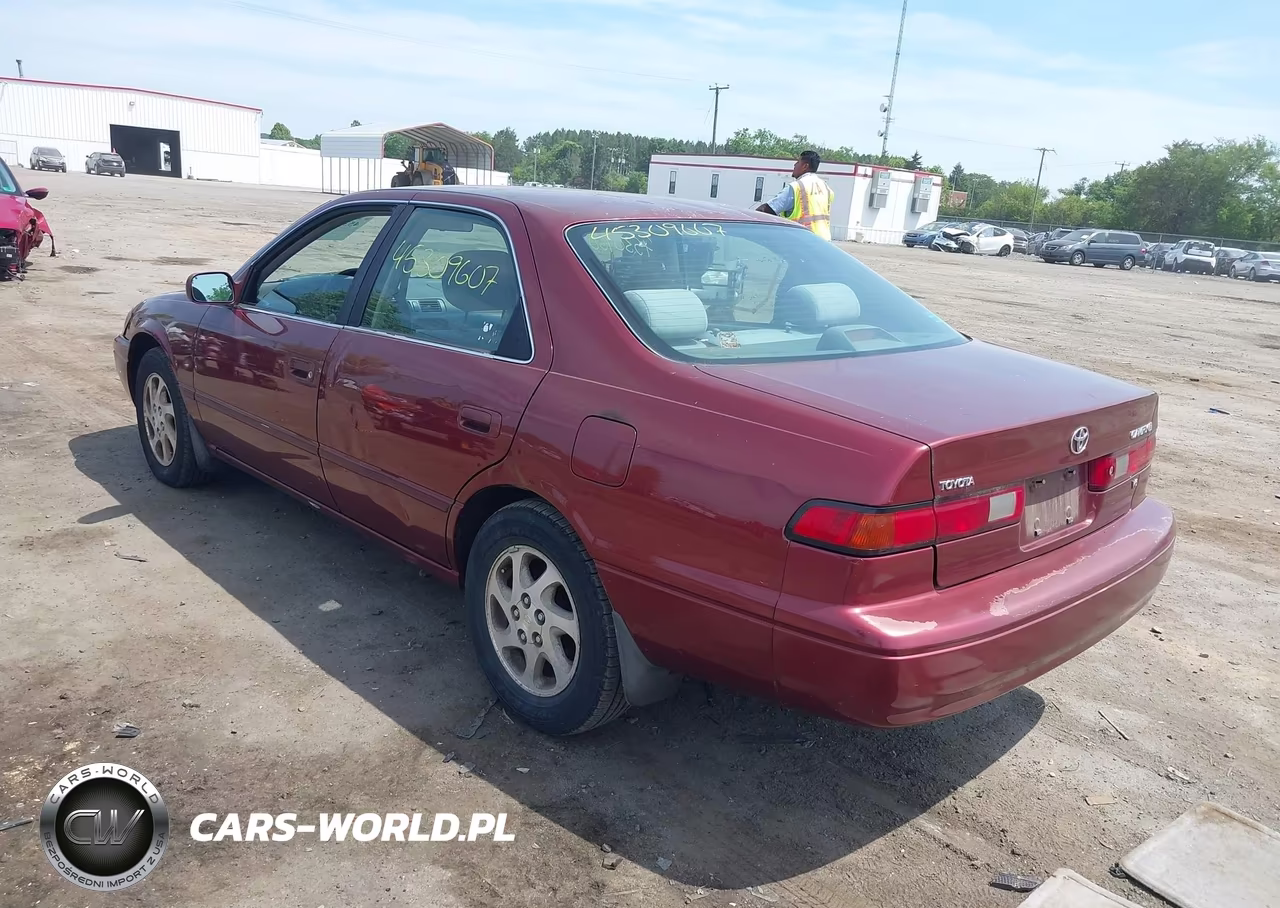 1999 Toyota Camry Le V6 VIN:JT2BF22K0X0229167 - 3