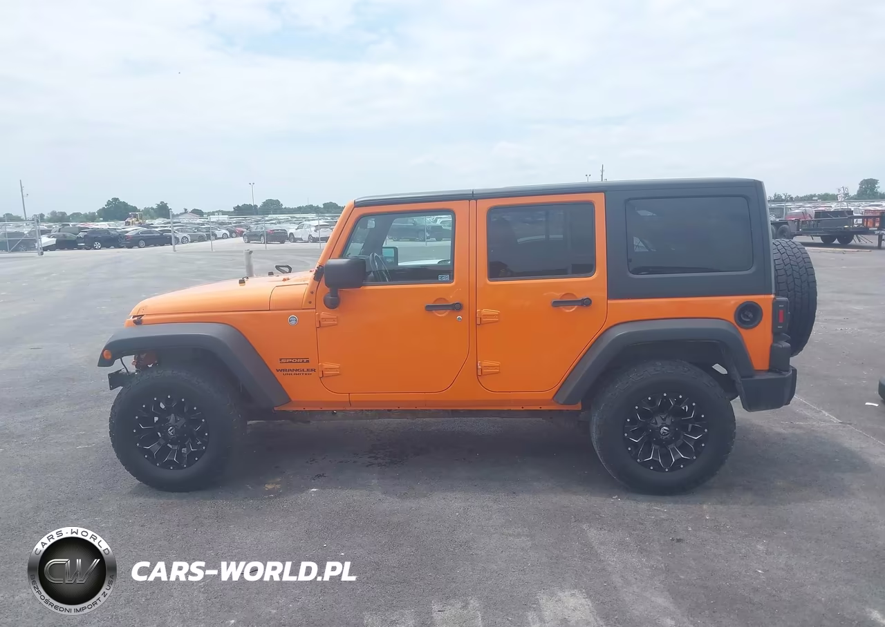 2012 Jeep Wrangler Unlimited Sport VIN:1C4BJWDG4CL279715 - 15