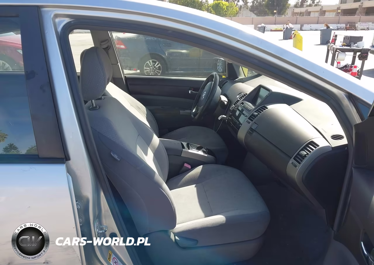 2005 Toyota Prius VIN:JTDKB20U457047029 - 5