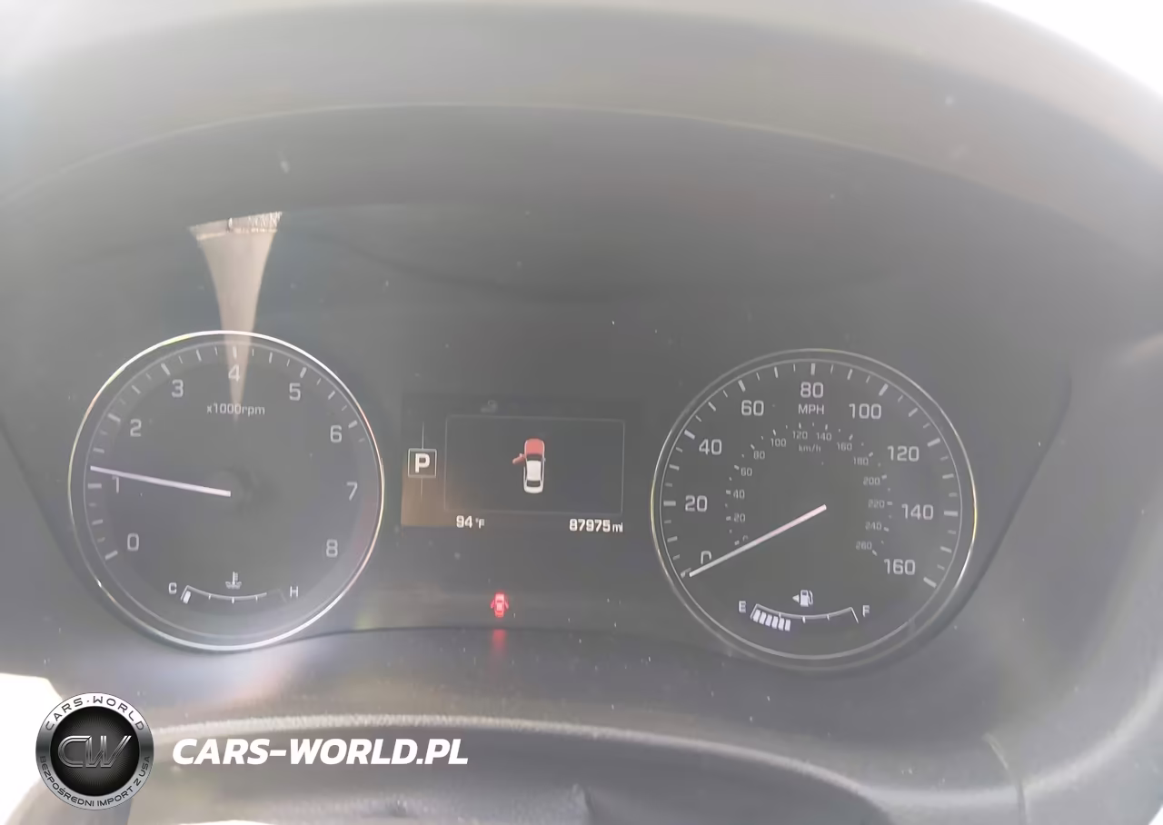 2016 Hyundai Genesis 3.8 VIN:KMHGN4JE5GU140755 - 7