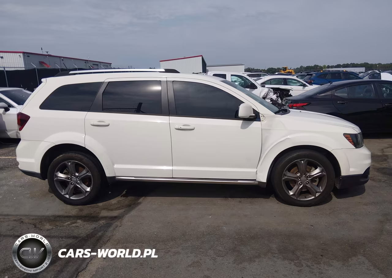 2017 Dodge Journey Crossroad Plus VIN:3C4PDCGB0HT612709 - 13