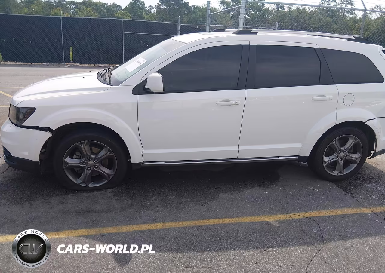 2017 Dodge Journey Crossroad Plus VIN:3C4PDCGB0HT612709 - 6