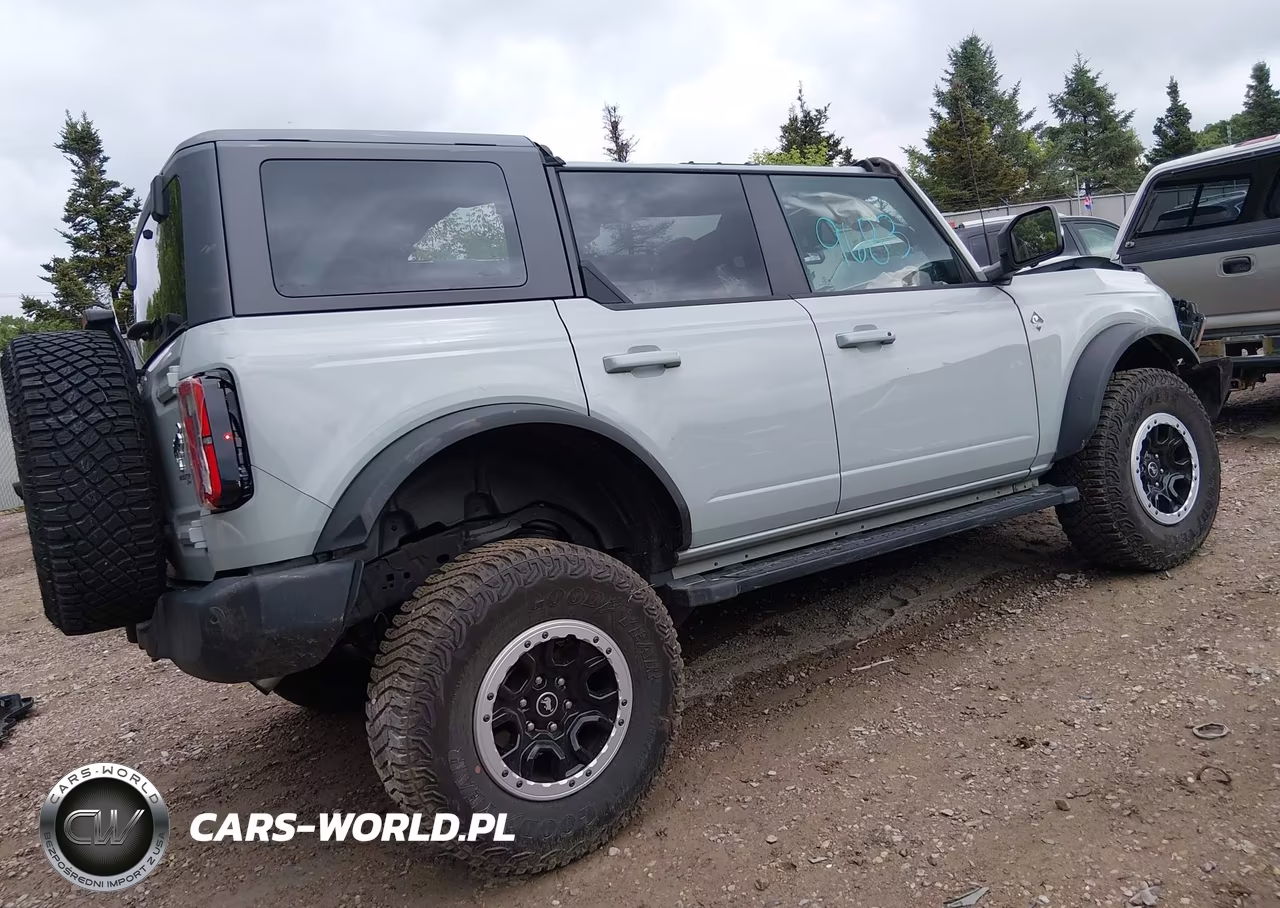 2024 Ford Bronco Outer Banks VIN:1FMDE8BH4RLA73464 - 4