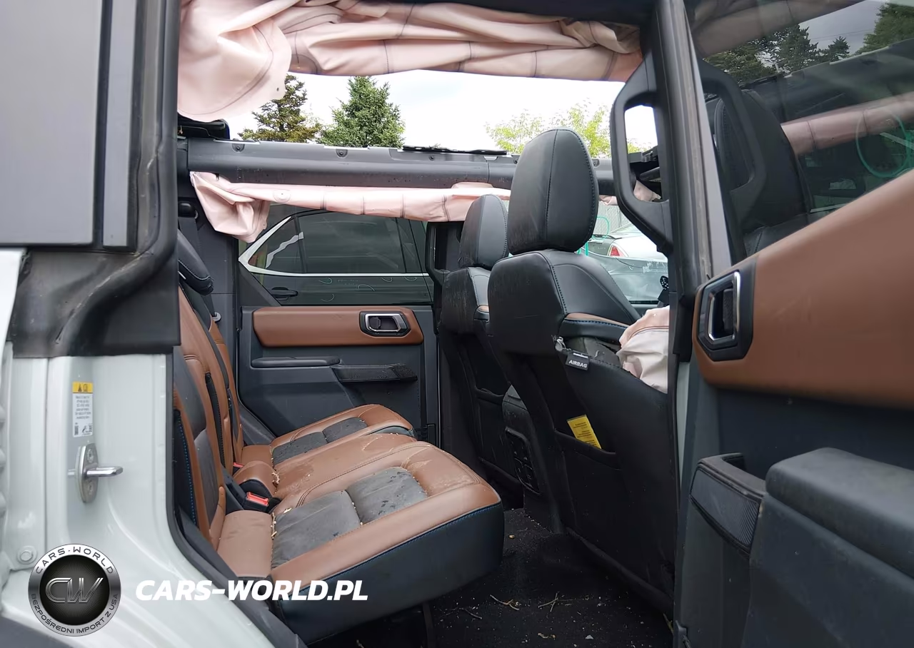 2024 Ford Bronco Outer Banks VIN:1FMDE8BH4RLA73464 - 8