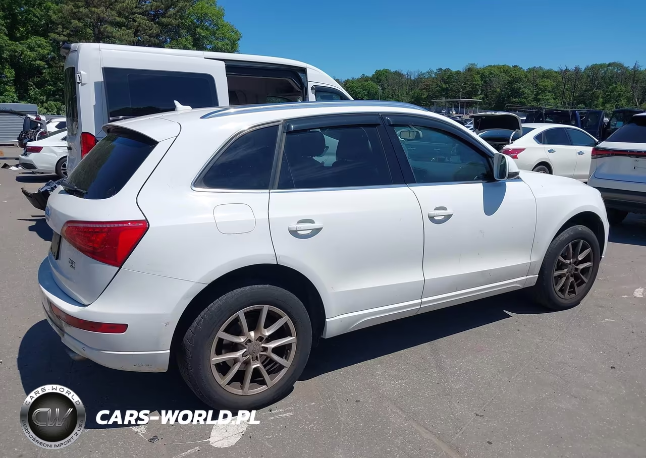 2011 Audi Q5 2.0T Premium VIN:WA1LFAFP8BA032675 - 13