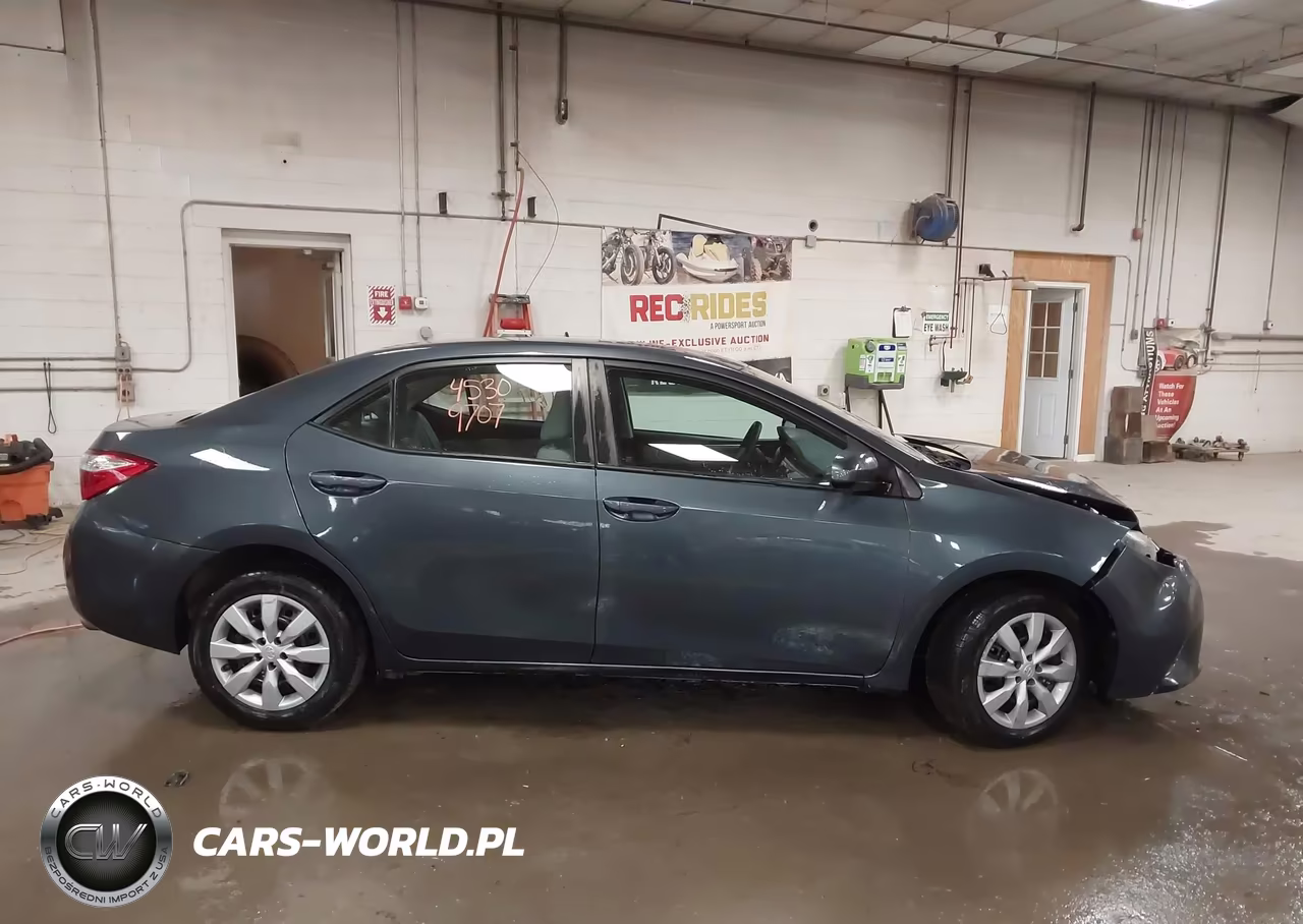 2015 Toyota Corolla Le VIN:2T1BURHEXFC358593 - 13