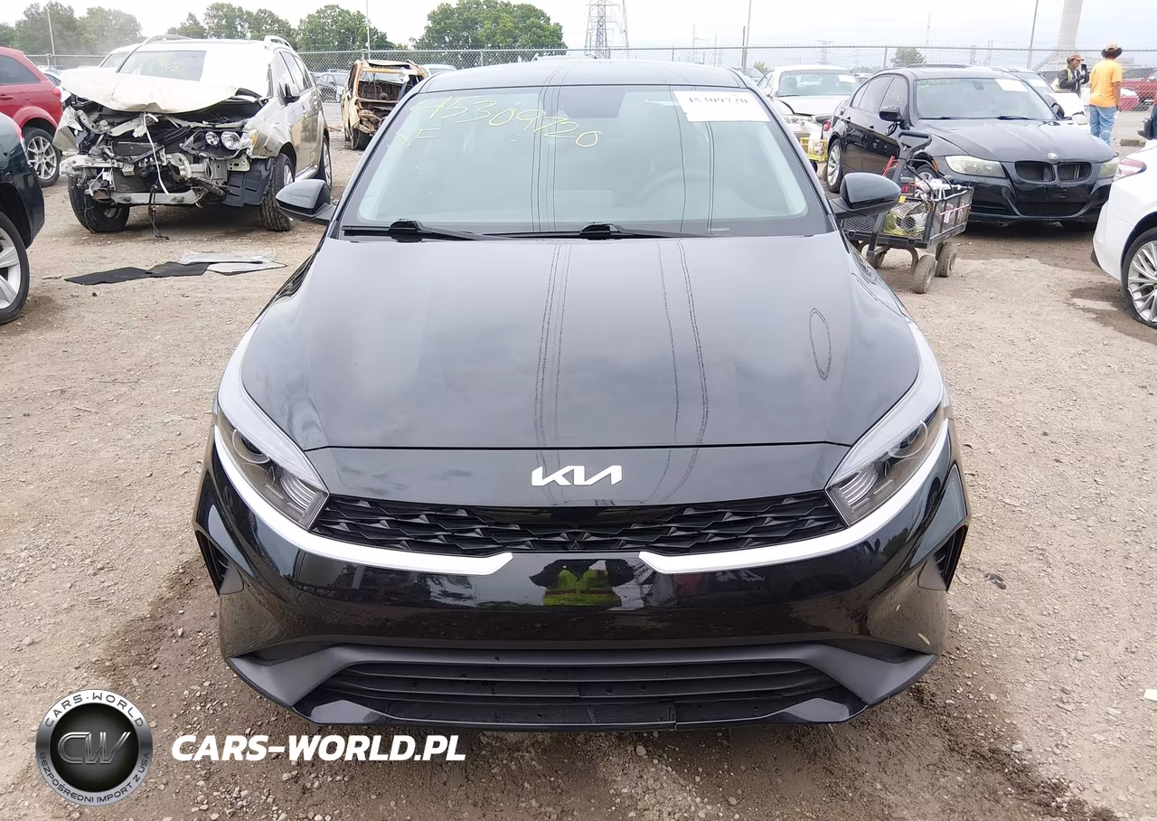 2024 Kia Forte Lx VIN:3KPF24AD0RE695338 - 12