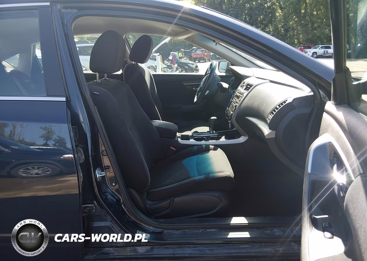 2014 Nissan Altima 2.5 S VIN:1N4AL3AP2EC110424 - 5