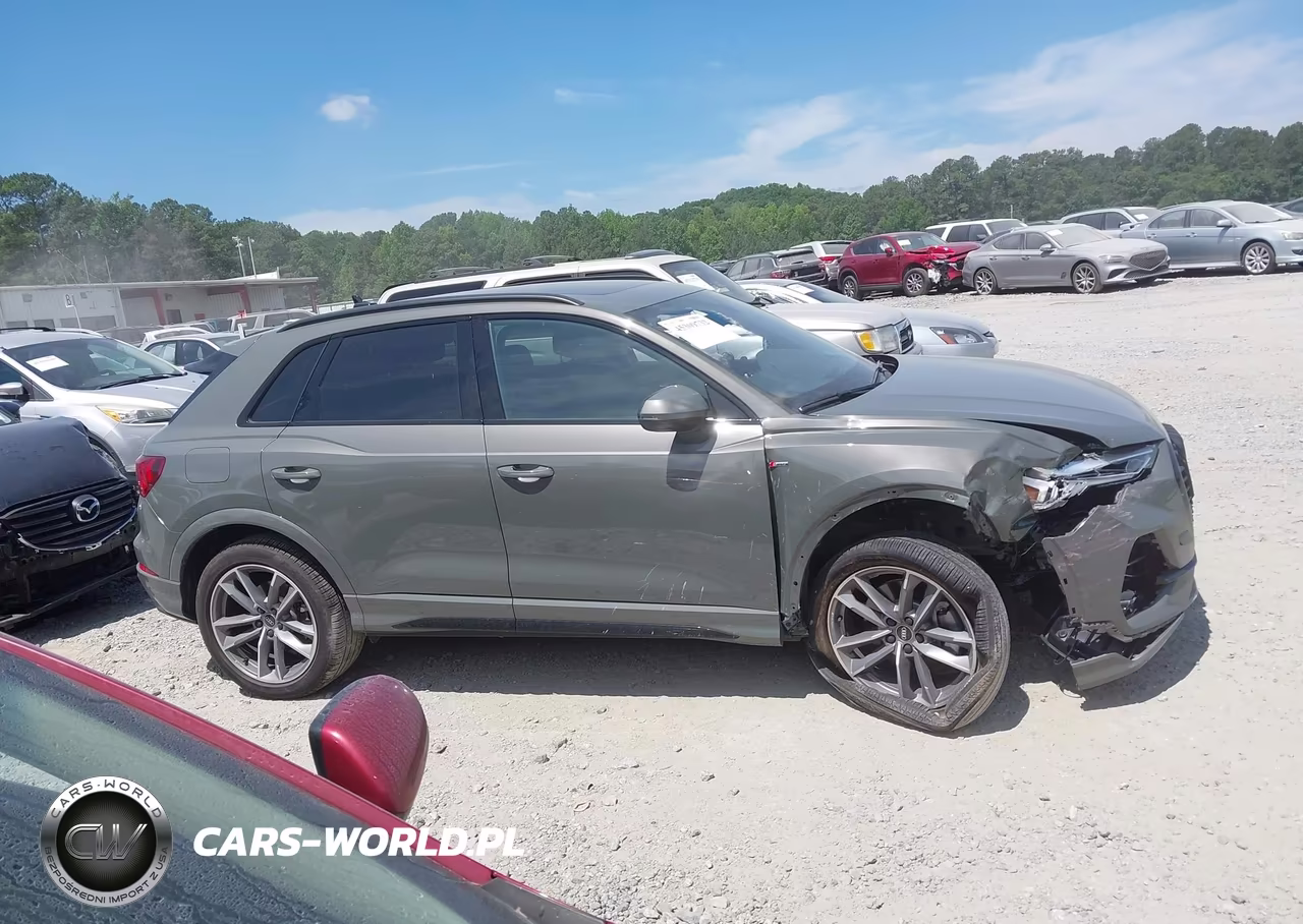 2025 Audi Q3 Premium 45 Tfsi S Line Quattro Tiptronic VIN:WA1DECF35S1025747 - 13