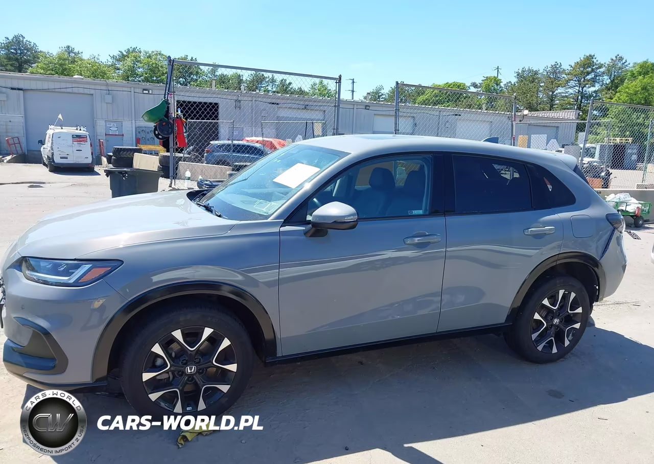 2026 Honda Hr-V Awd Ex-L VIN:3CZRZ2H7XTM730813 - 14