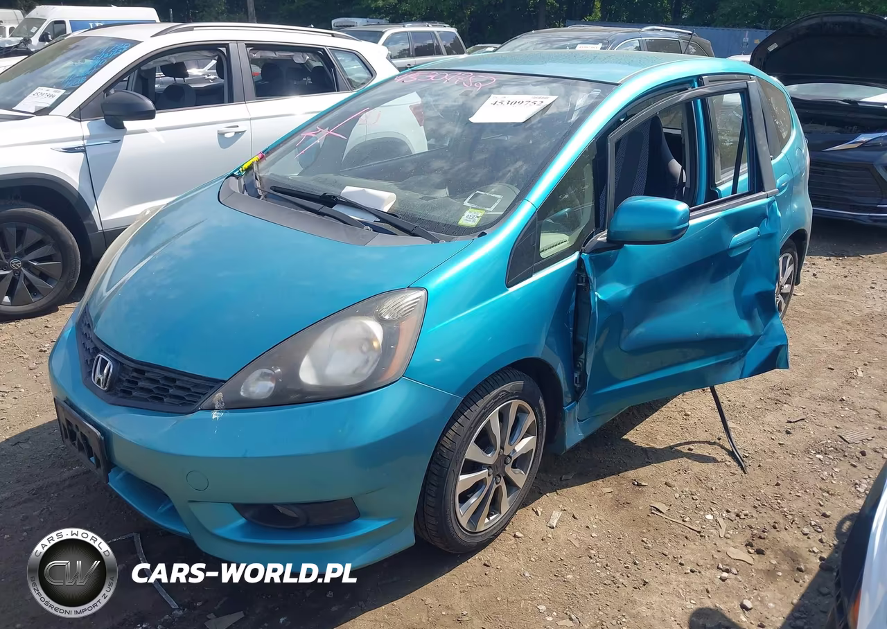 2013 Honda Fit Sport VIN:JHMGE8H59DC062370 - 2