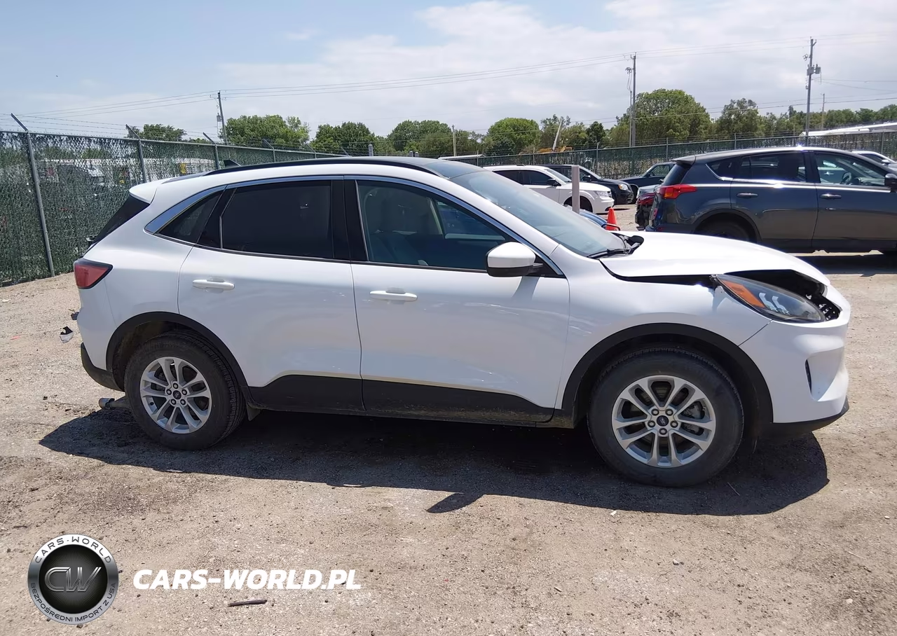 2020 Ford Escape Se VIN:1FMCU9G61LUB05557 - 13