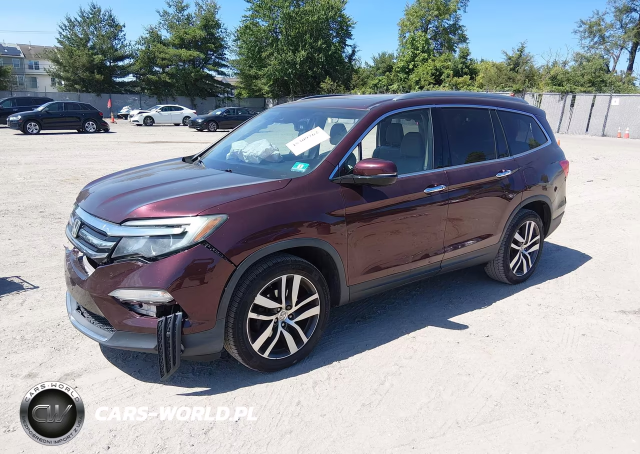 2016 Honda Pilot Touring VIN:5FNYF6H96GB051697 - 2