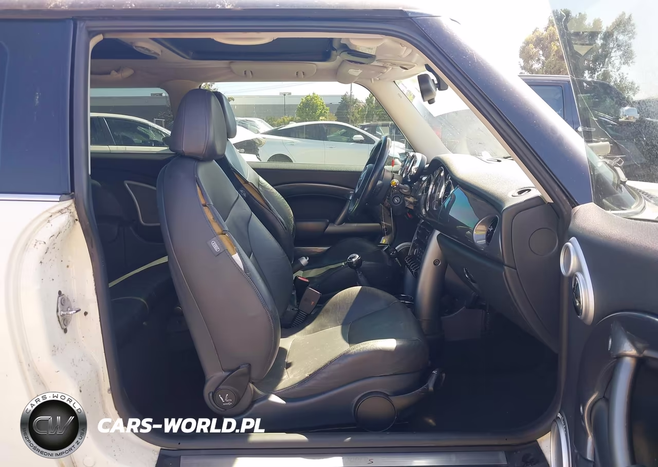 2006 Mini Cooper S VIN:WMWRE33516TL18604 - 5