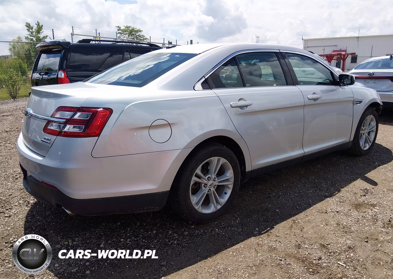 2018 Ford Taurus Sel VIN:1FAHP2E86JG127701 - 4