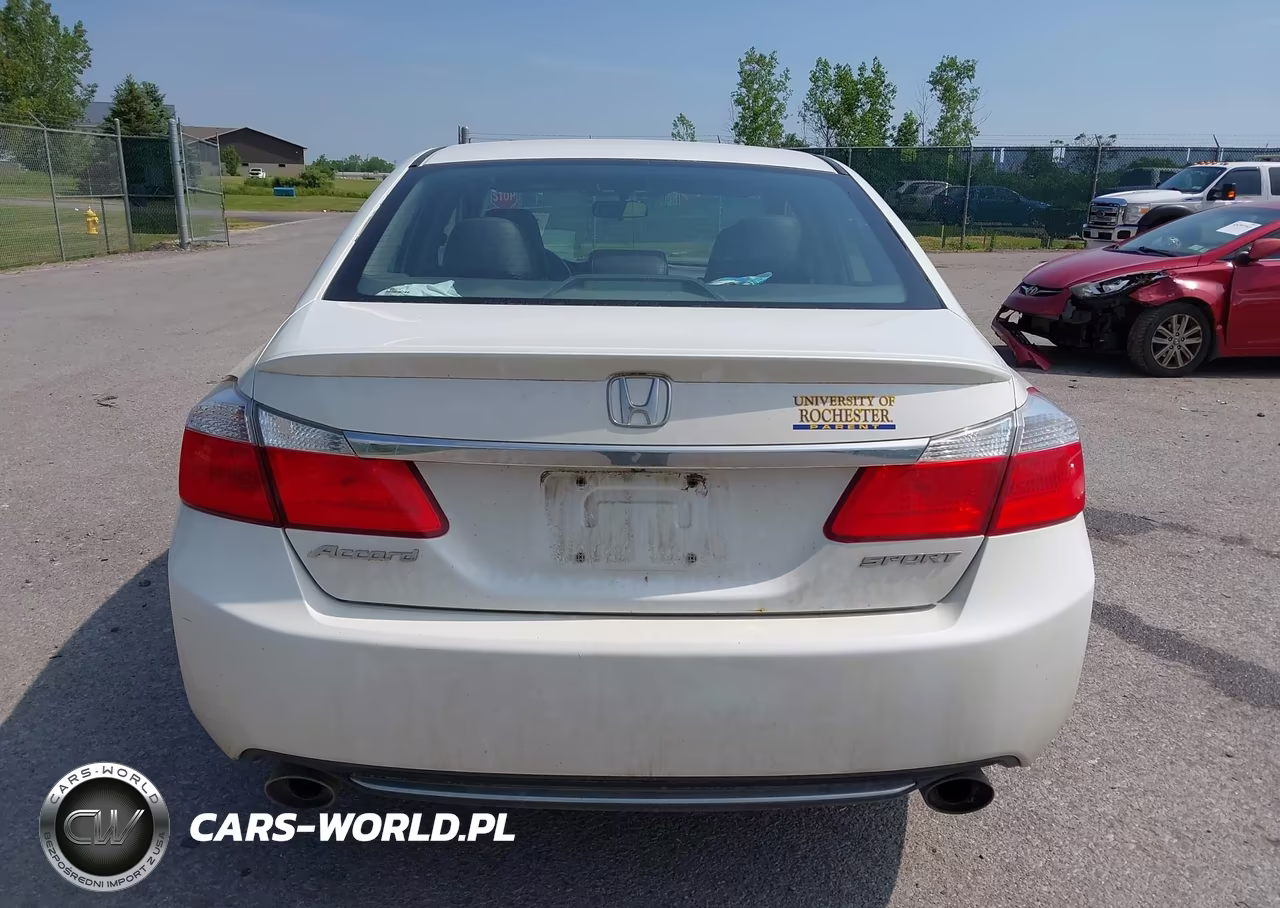 2014 Honda Accord Sport VIN:1HGCR2F57EA250596 - 16