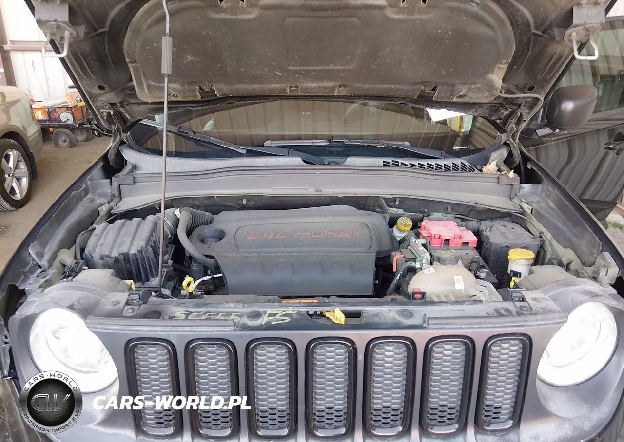 2018 Jeep Renegade Upland Edition 4X4 VIN:ZACCJBAB4JPH93448 - 10