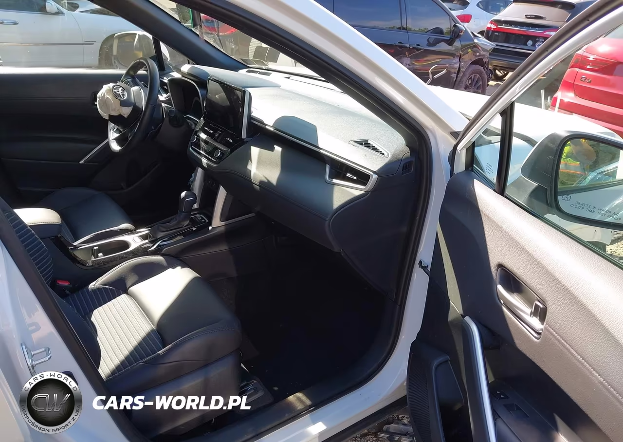 2024 Toyota Corolla Cross Hybrid Xse VIN:7MUFBABG7RV056439 - 5