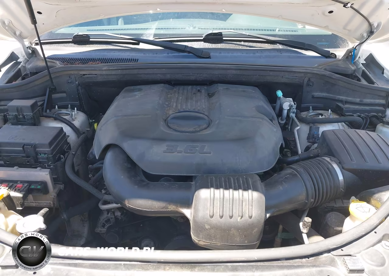 2011 Jeep Grand Cherokee Laredo VIN:1J4RR4GGXBC561986 - 10