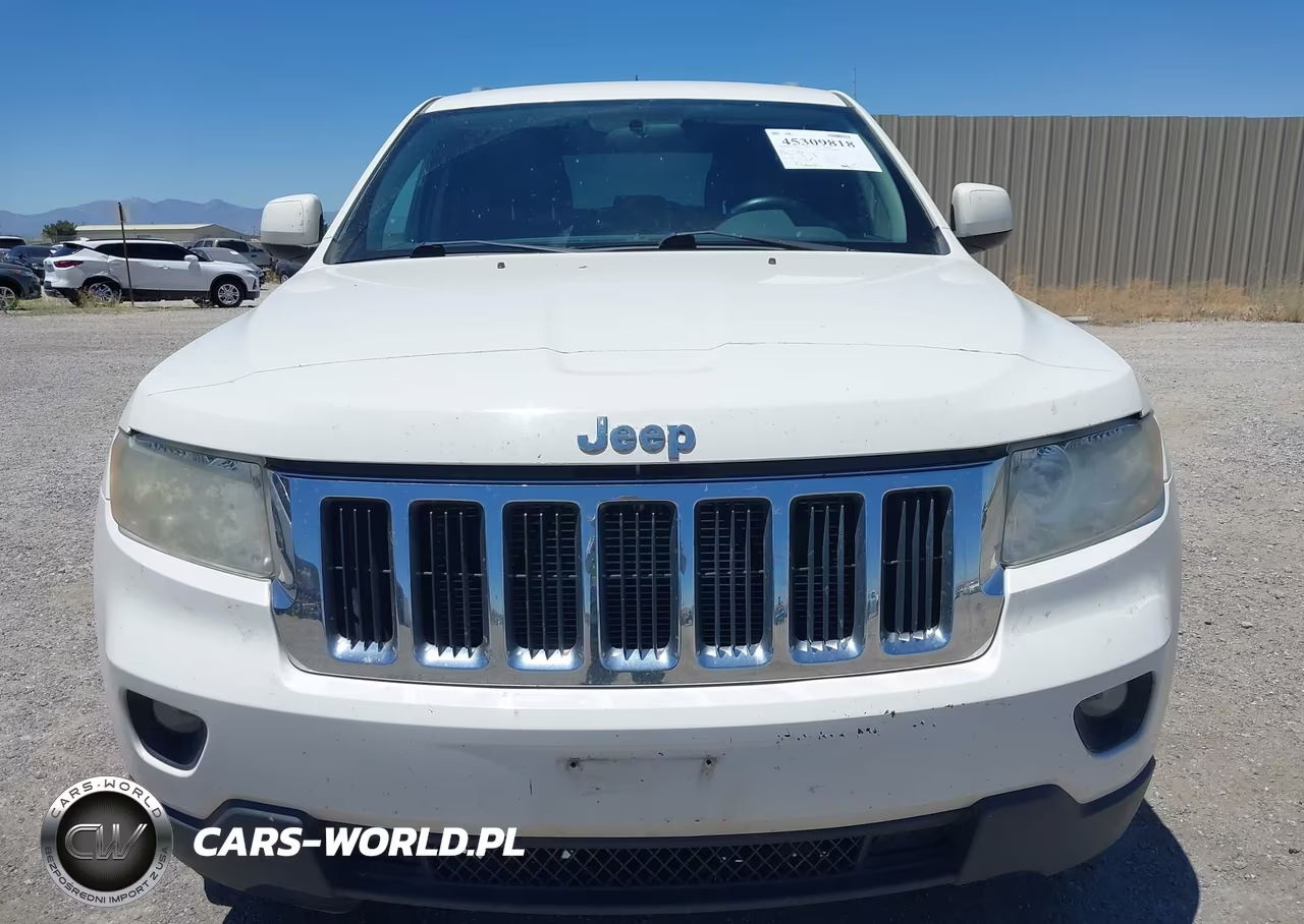 2011 Jeep Grand Cherokee Laredo VIN:1J4RR4GGXBC561986 - 6