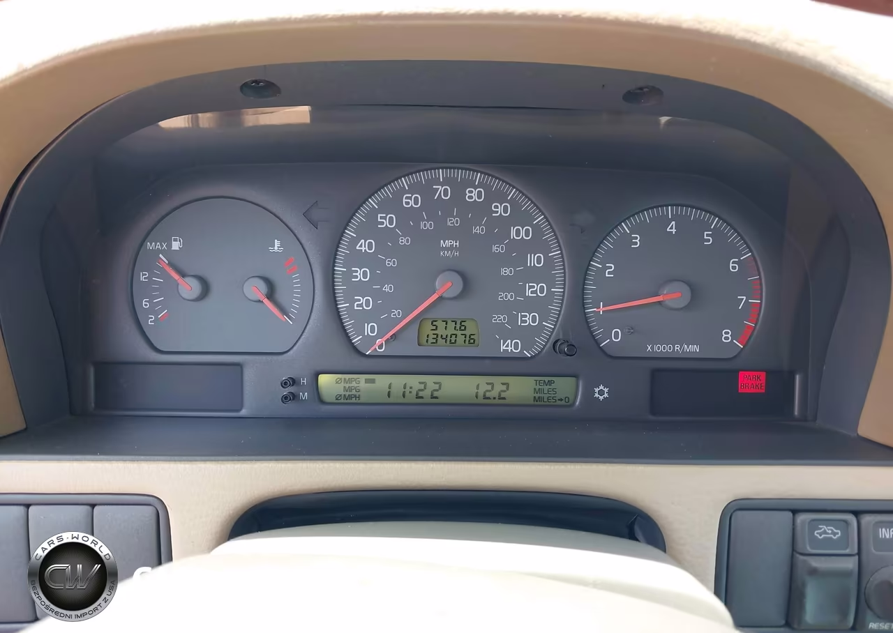 2000 Volvo V70 Glt VIN:YV1LW56D7Y2661750 - 7