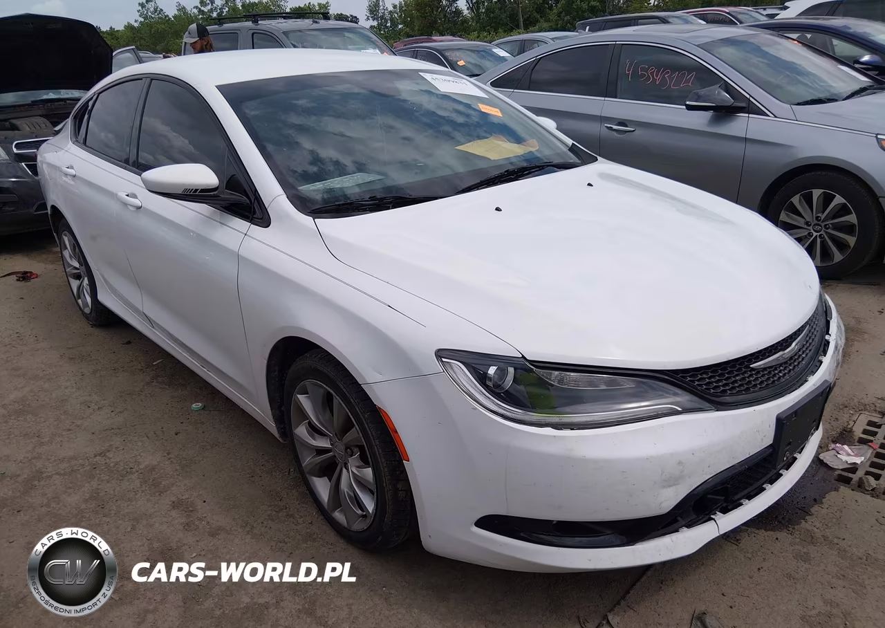 2015 Chrysler 200 S – zdjęcie 1 z 16