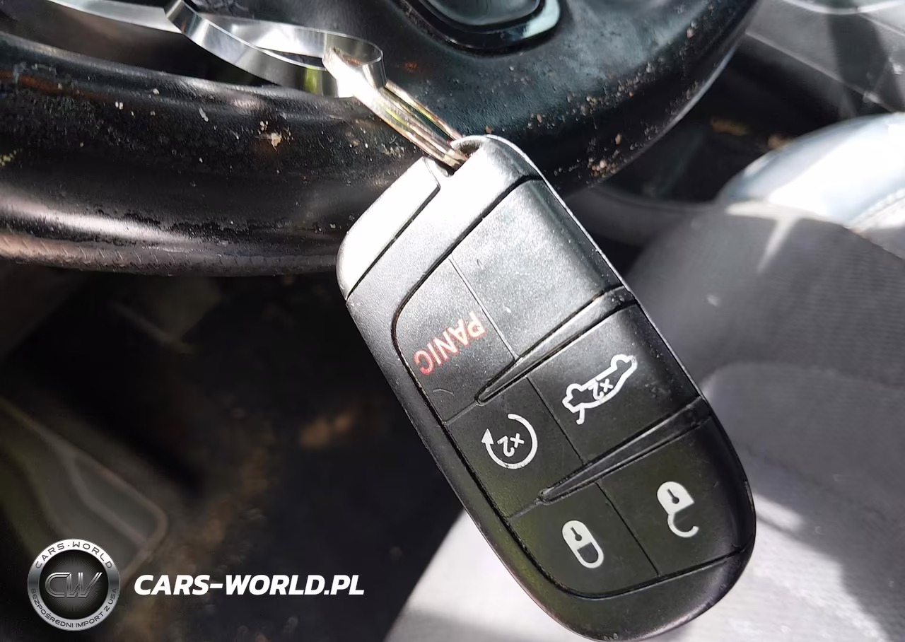 2015 Chrysler 200 S VIN:1C3CCCBGXFN705839 - 11