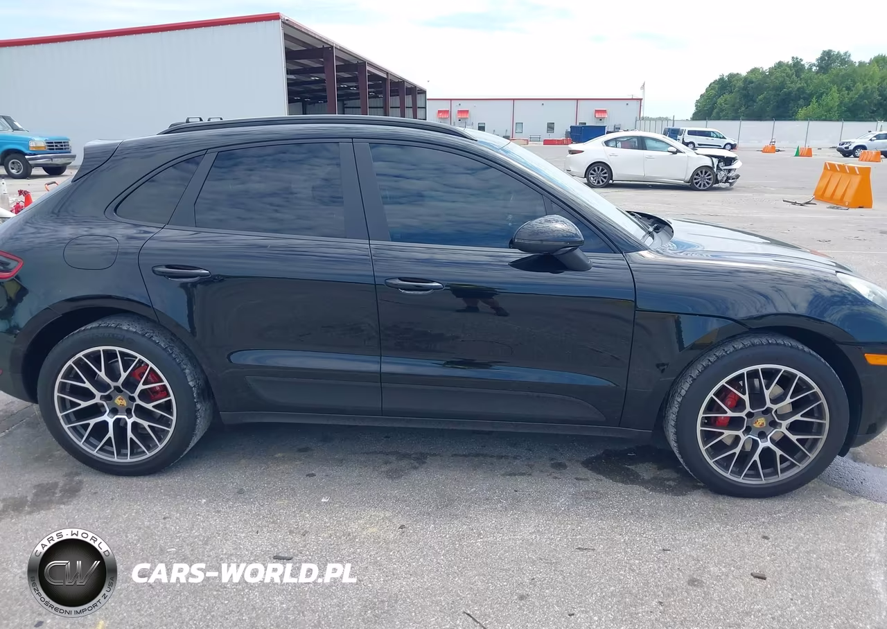 2018 Porsche Macan Sport Edition VIN:WP1AA2A51JLB16880 - 13