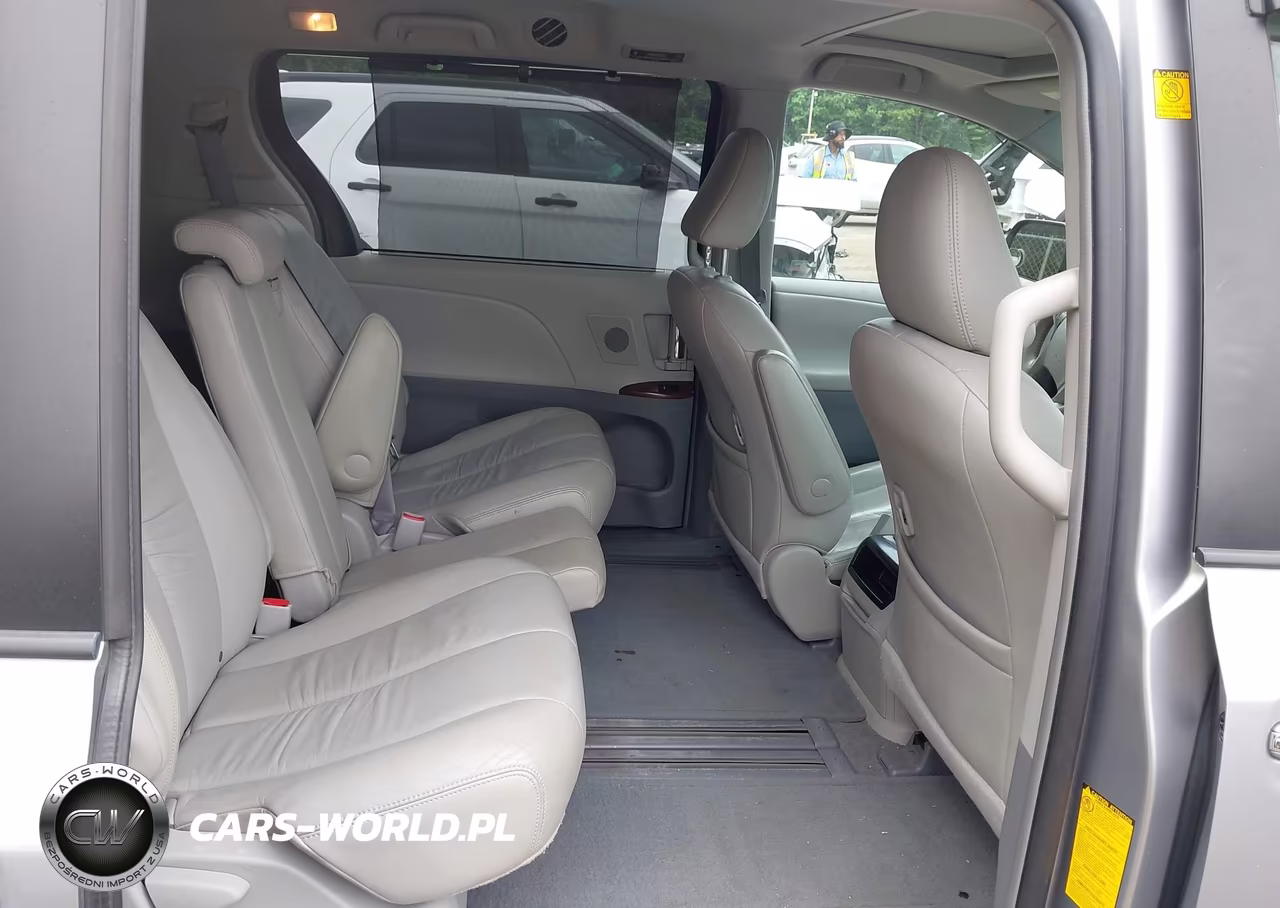 2011 Toyota Sienna Xle V6 VIN:5TDYK3DC0BS021028 - 8