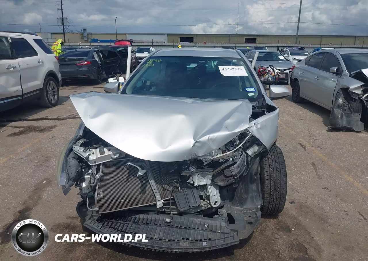 2016 Toyota Corolla Le VIN:2T1BURHEXGC579063 - 13