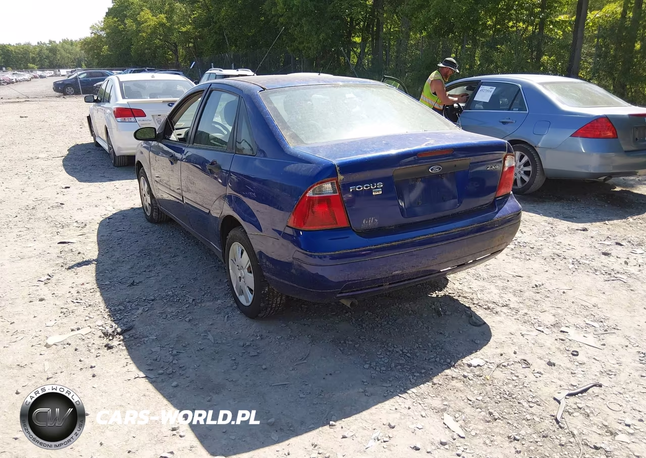 2006 Ford Focus Zx4 VIN:1FAFP34N16W232230 - 3
