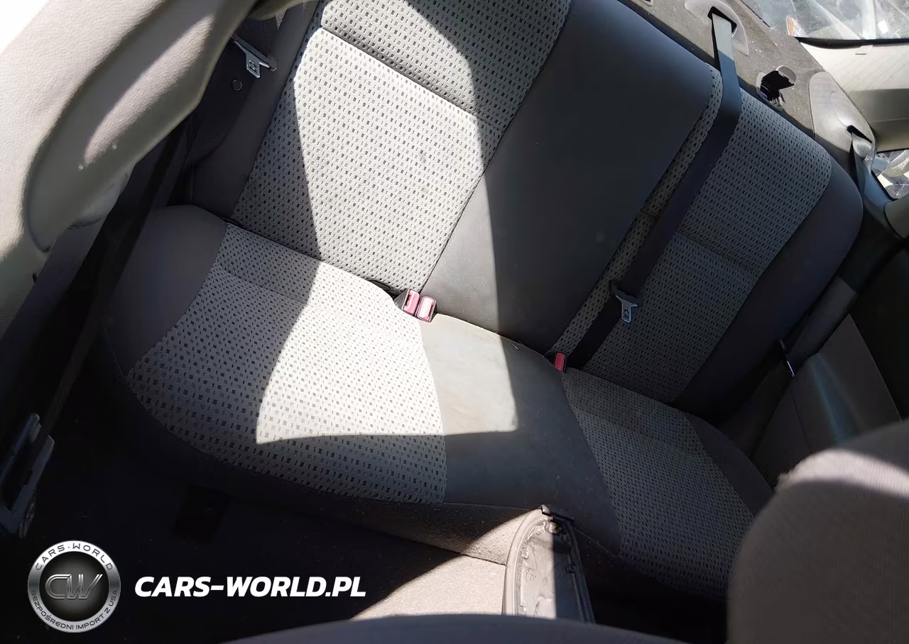 2006 Ford Focus Zx4 VIN:1FAFP34N16W232230 - 8
