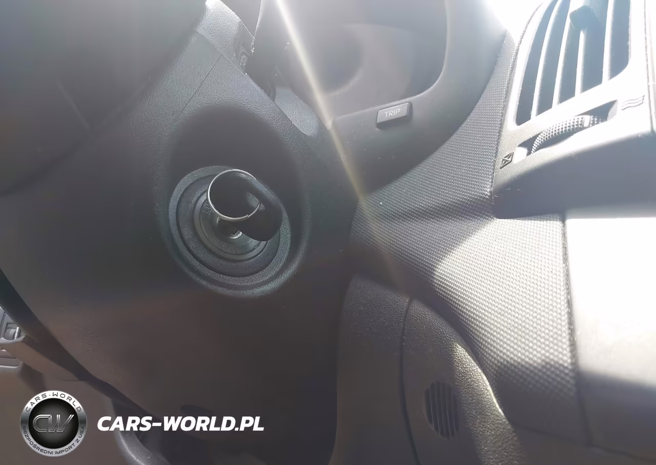 2010 Hyundai Elantra Touring Gls VIN:KMHDC8AE1AU068539 - 11