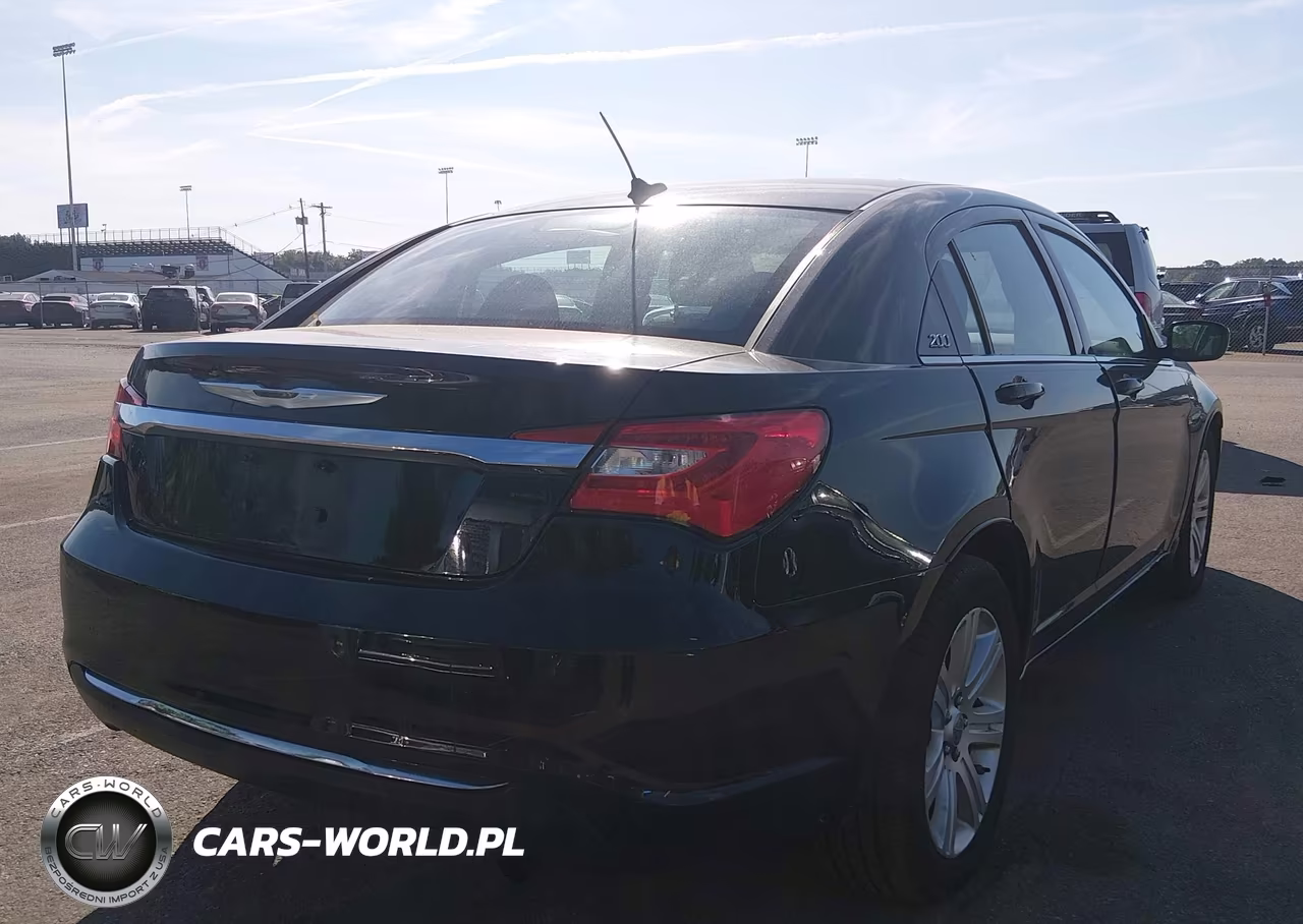2013 Chrysler 200 Touring VIN:1C3CCBBB2DN515190 - 4