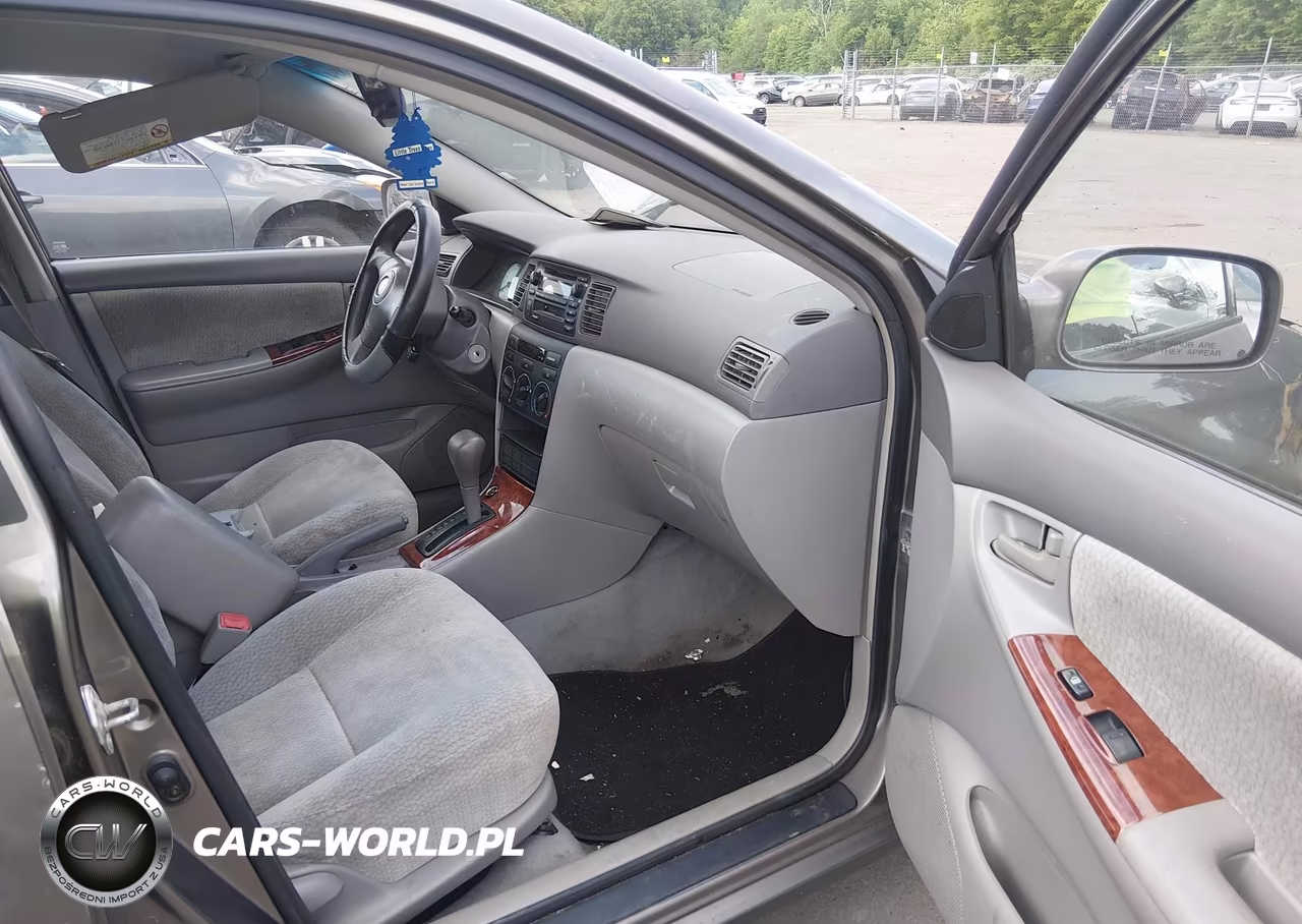 2004 Toyota Corolla Le VIN:2T1BR32E64C170366 - 5
