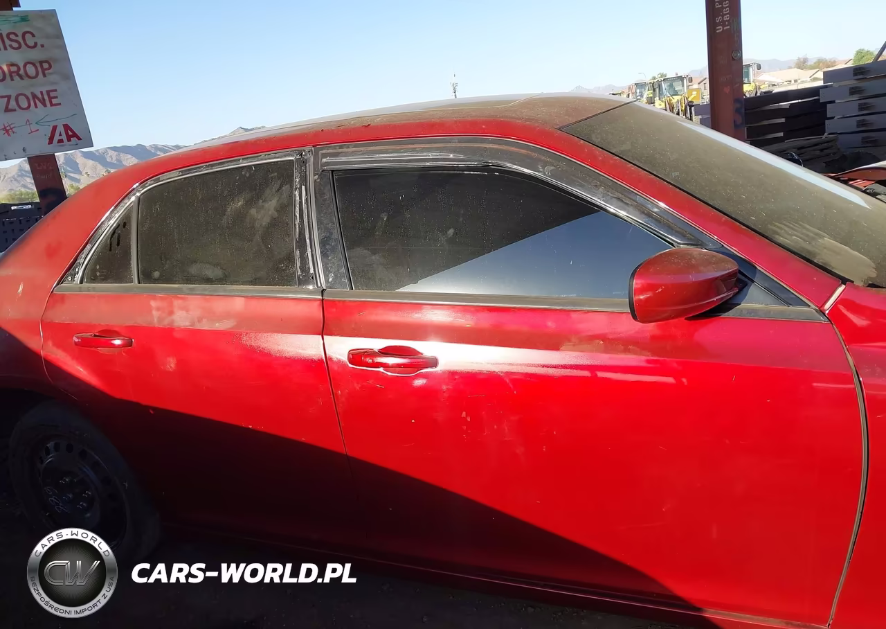 2014 Chrysler 300 300S VIN:2C3CCABG0EH352202 - 13